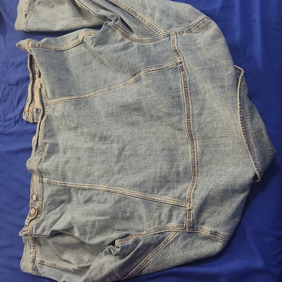 Old Navy Jean Jacket - Picture 6 of 6